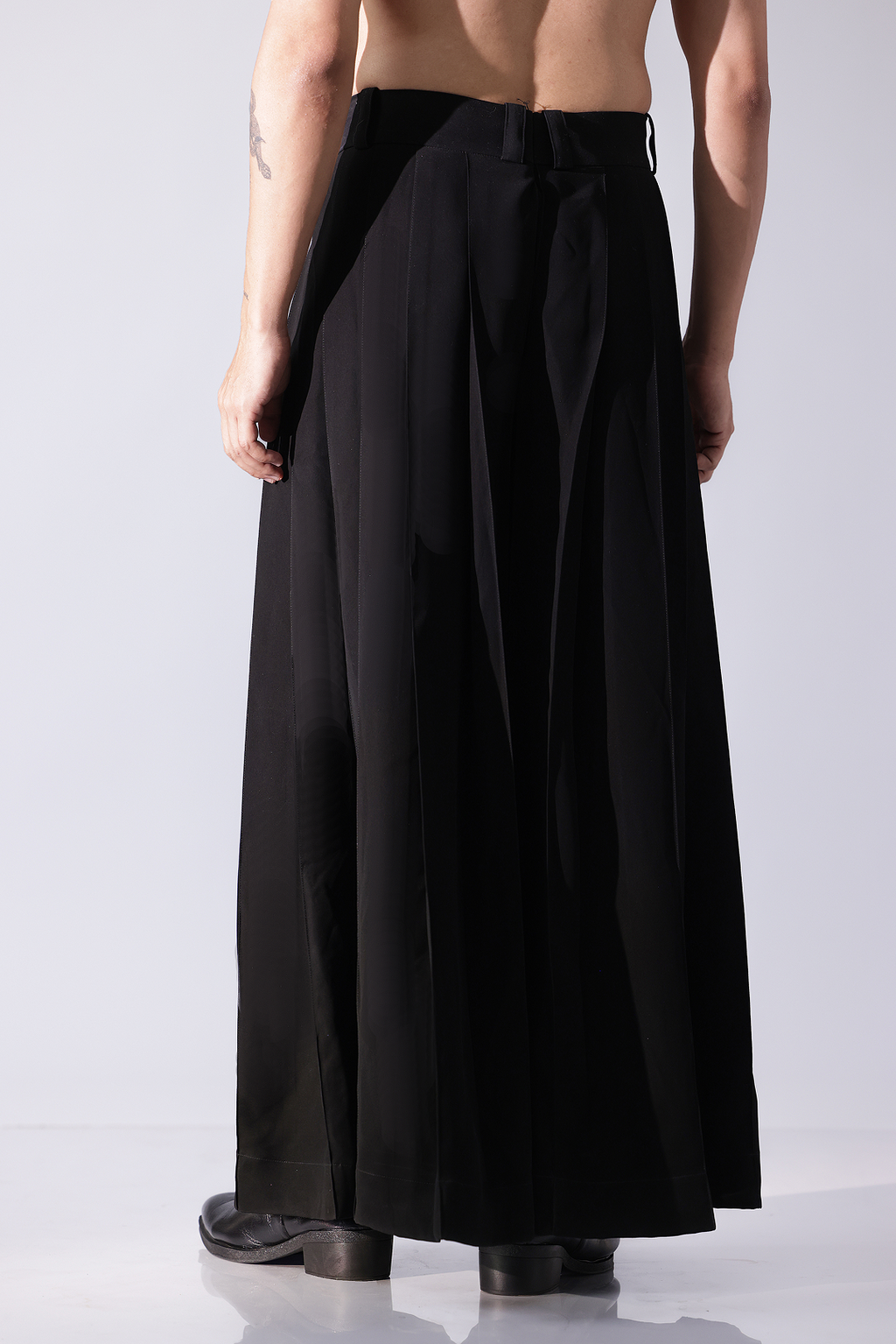 Nivi Trouser