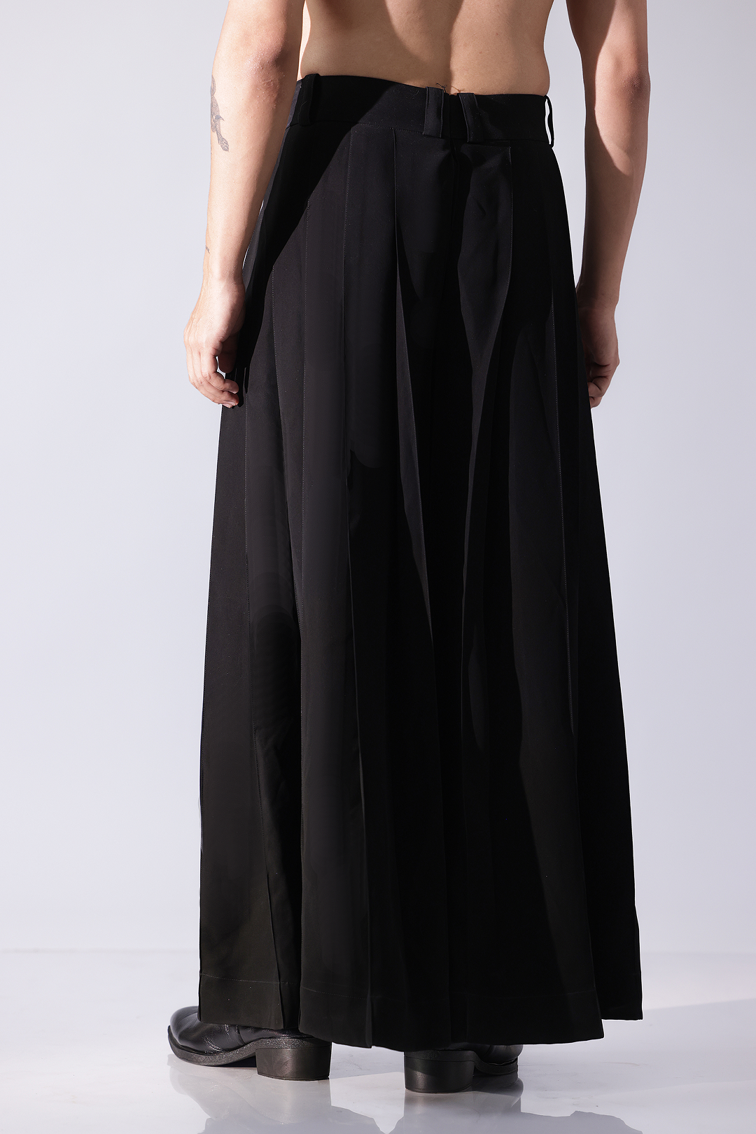 Nivi Trouser