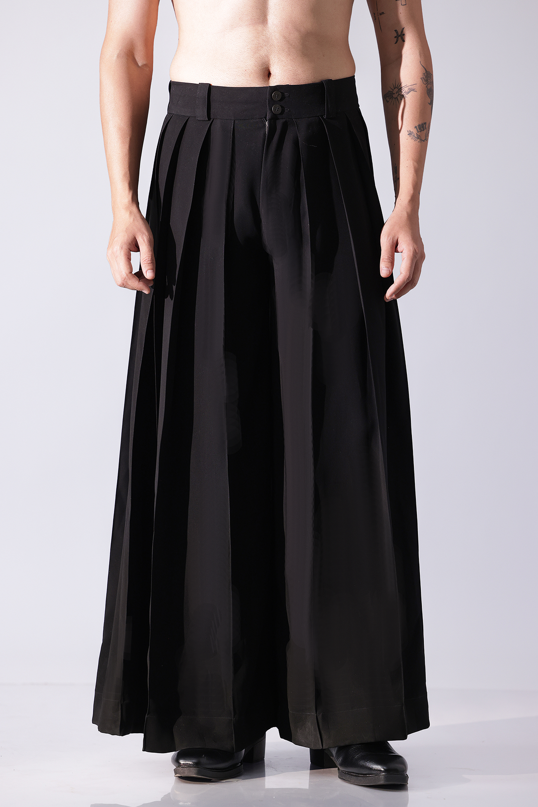 Nivi Trouser