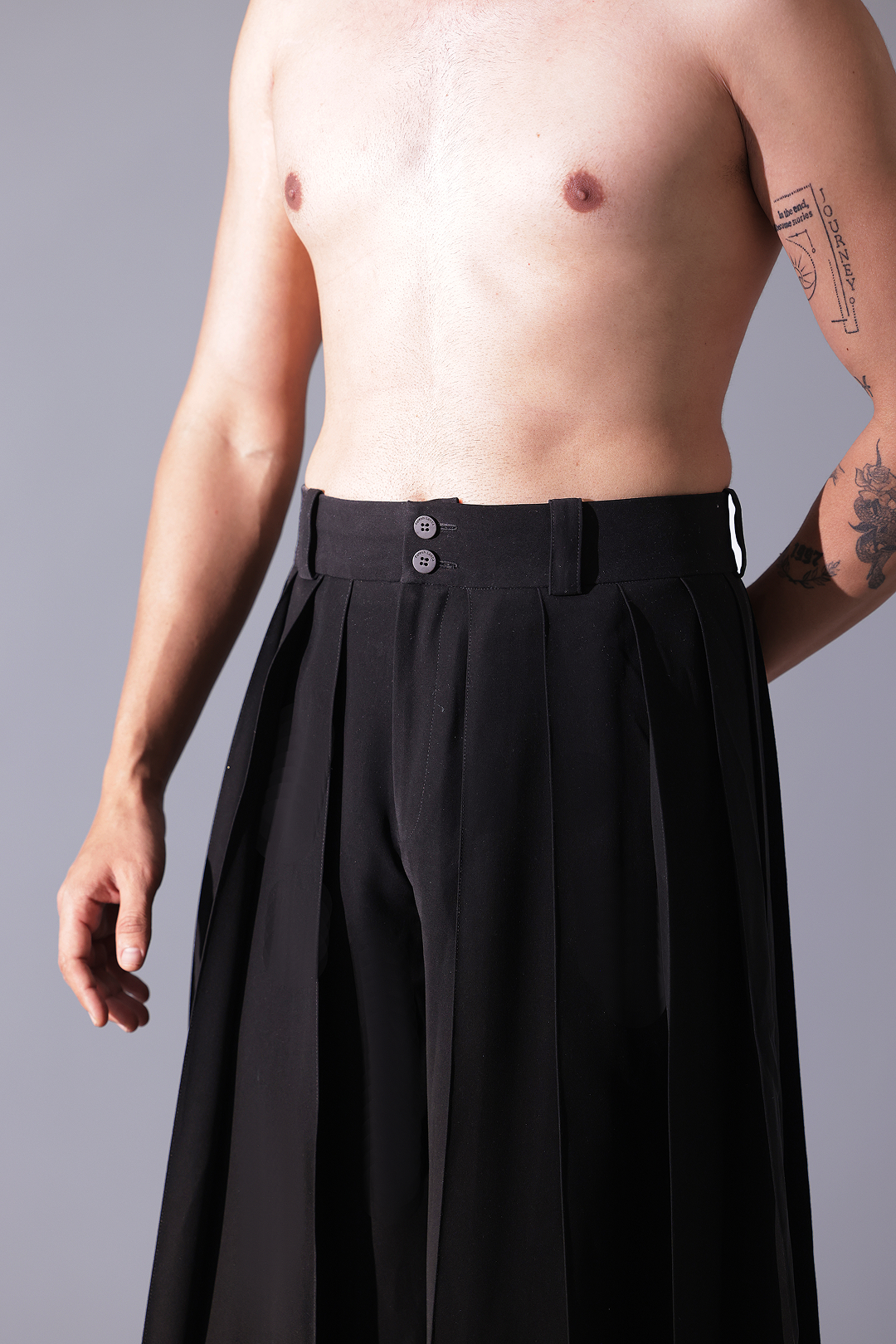 Nivi Trouser