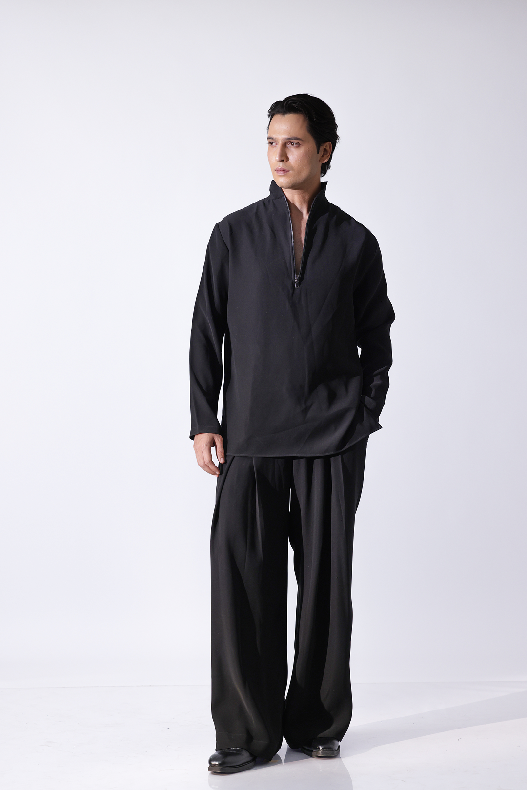 Black t Shirt style shirt with zipper detailing