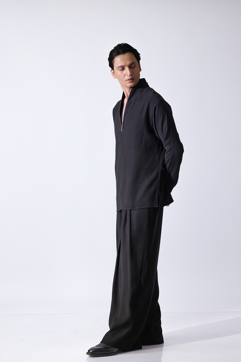 Black t Shirt style shirt with zipper detailing