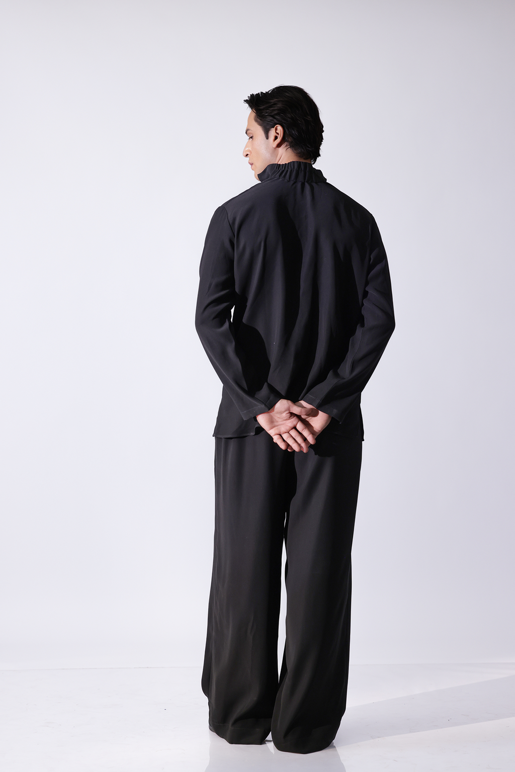 Black t Shirt style shirt with zipper detailing