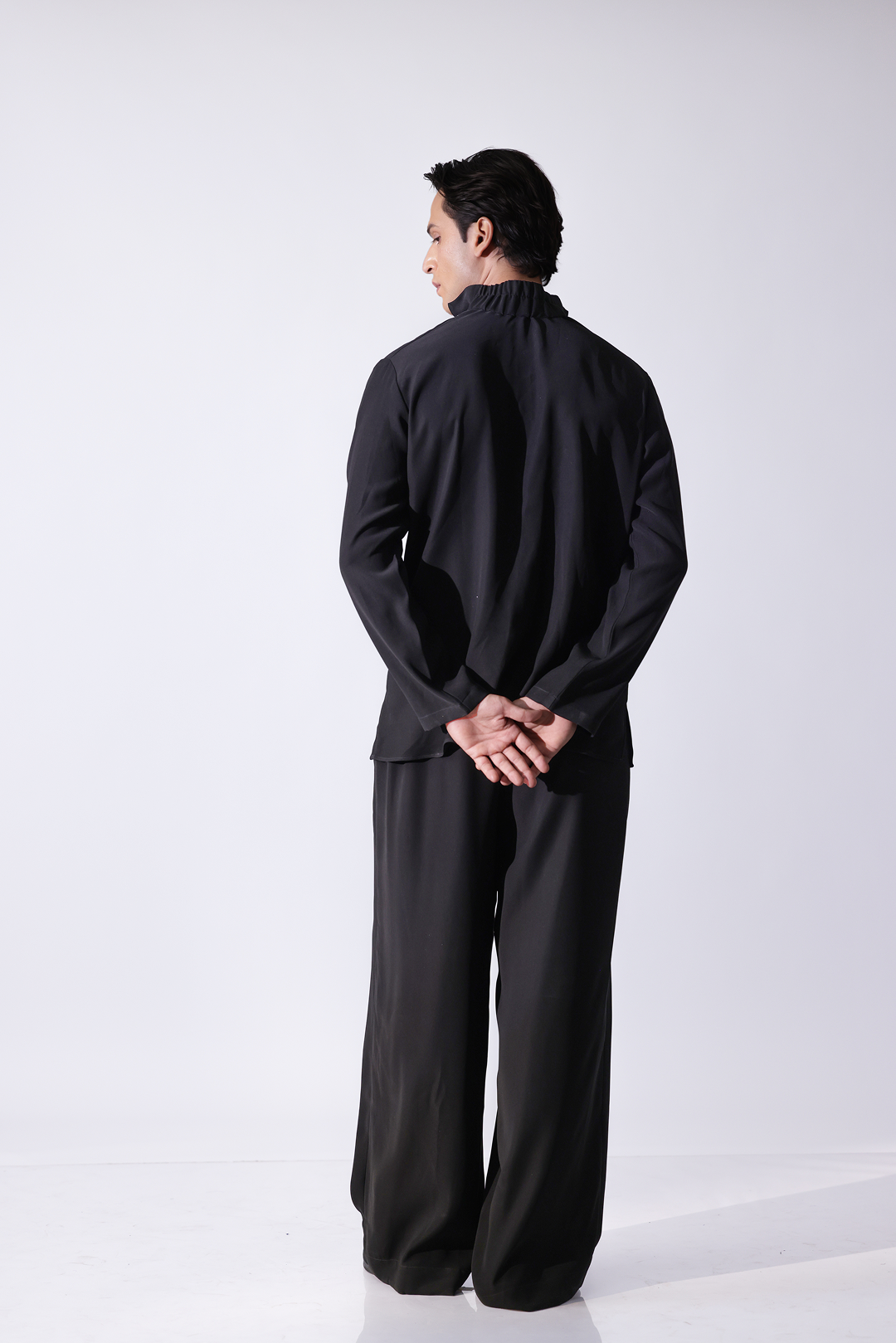 Black t Shirt style shirt with zipper detailing