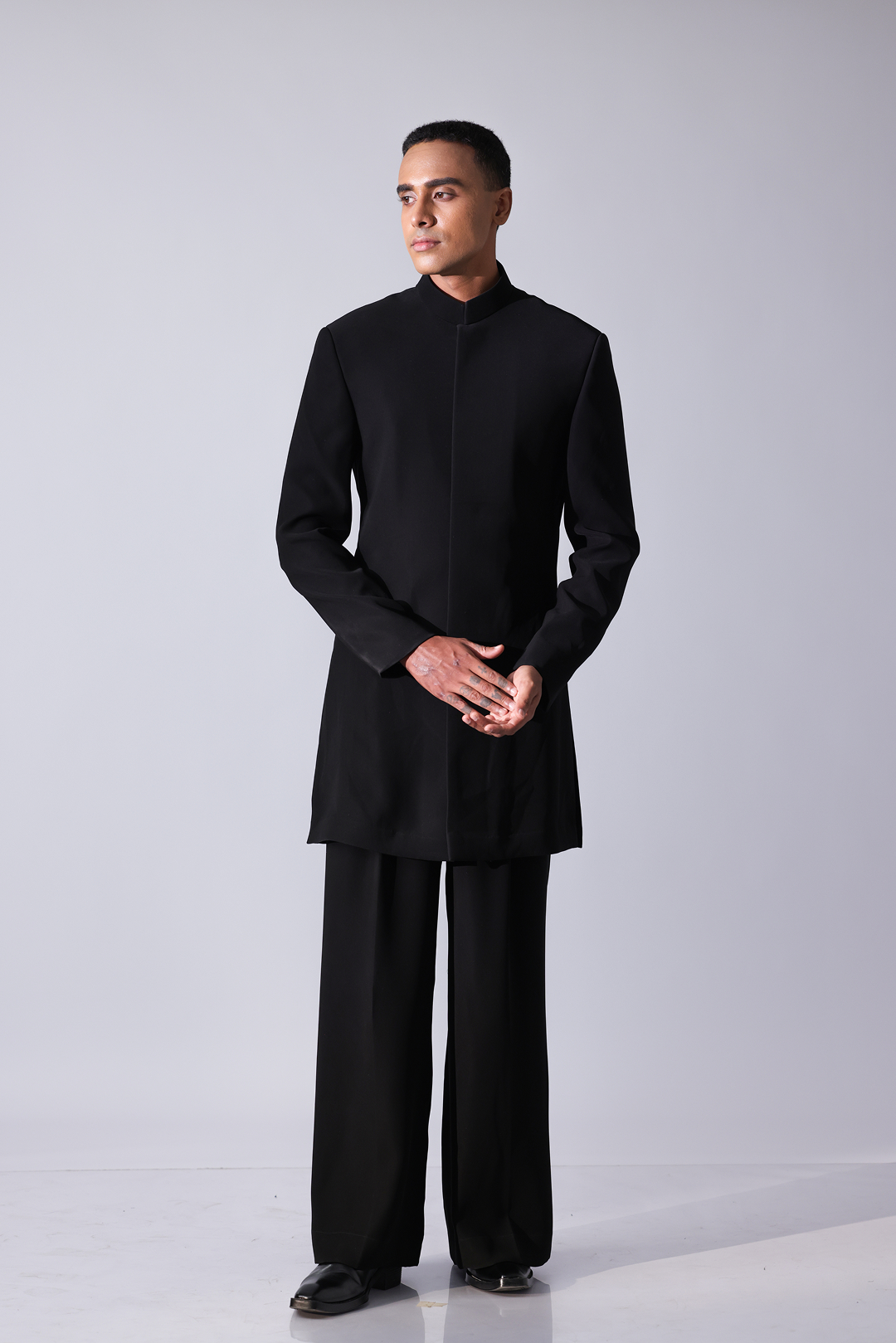SHERWANI - Classic black button hidden sherwani