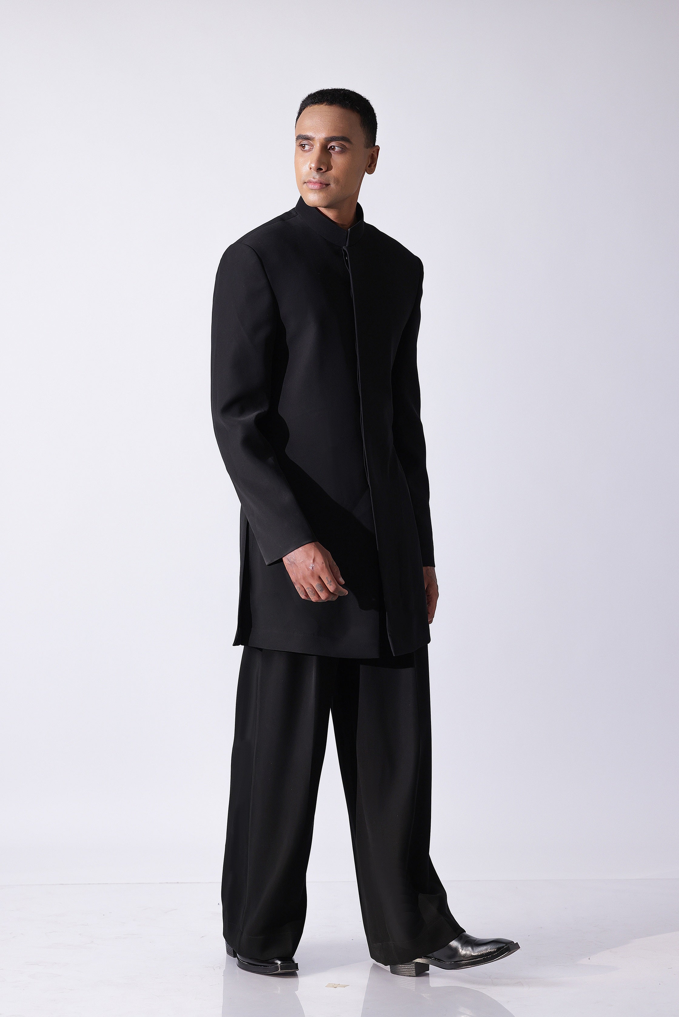 Dhruva Sherwani