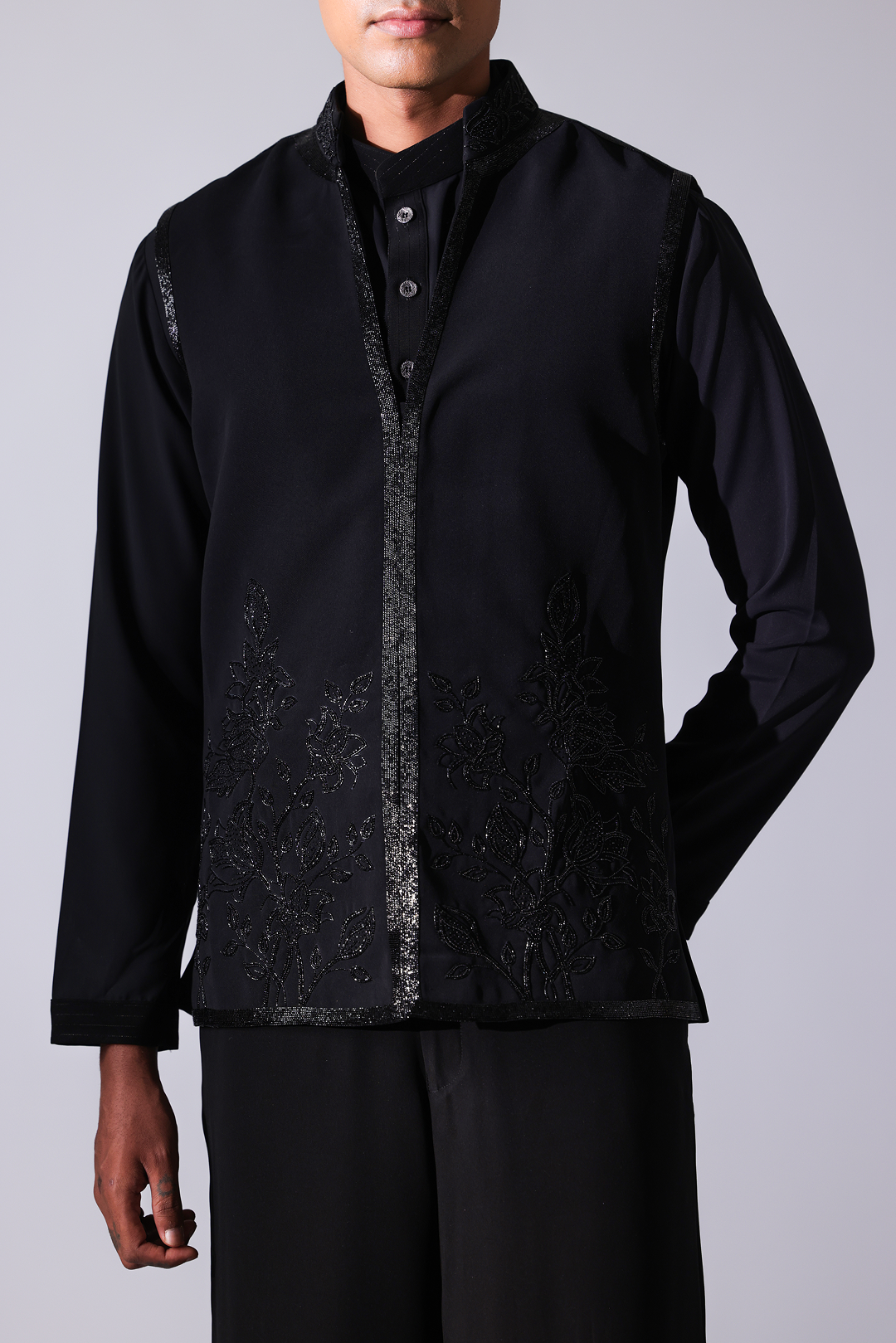 Black bandi with floral beads emboidery