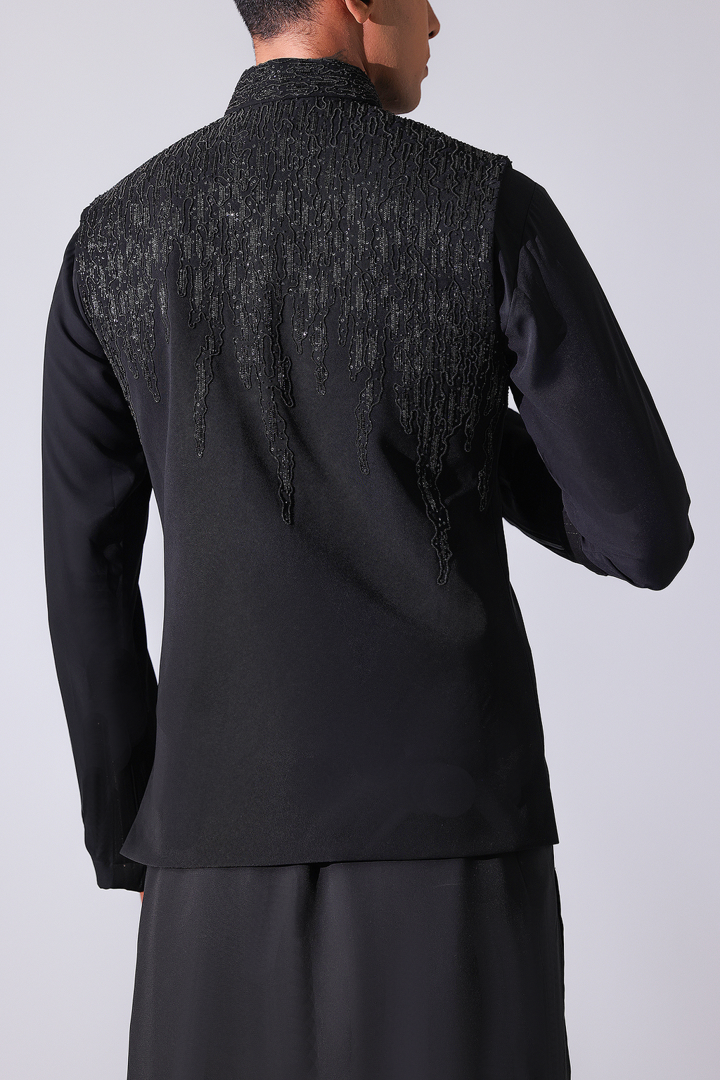 Black Tonal Embroidery Bandi